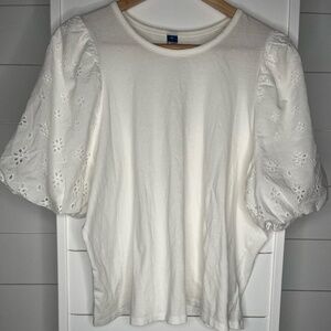 Old Navy Puff Eyelet Sleeve T-Shirt Size XLarge
